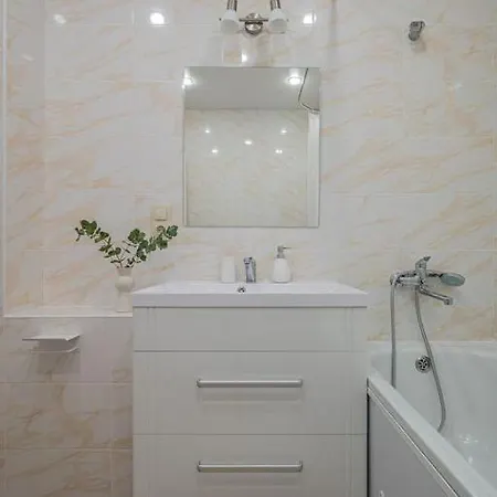 Apartment Bartok Eltori Apartment Heviz