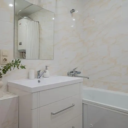 Bartok Eltori Apartment *